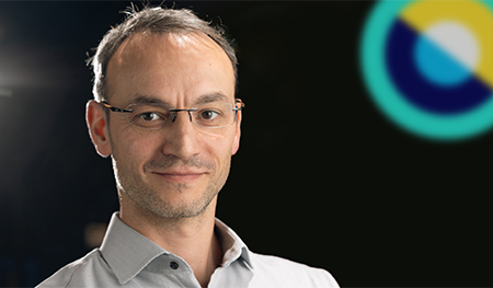 Siren Founder Renaud Delbru: Siren and Apollo partner headshot for Siren Powering Investigations.